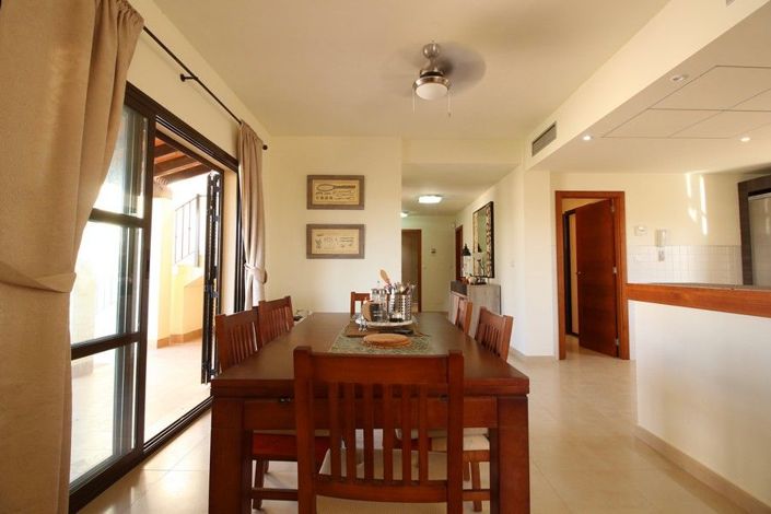 Image No.8-3 Bed House for sale