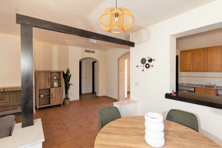 Image No.12-3 Bed House for sale