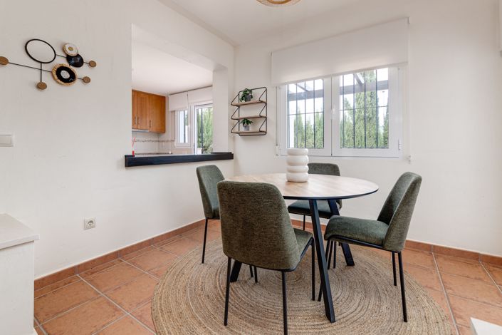 Image No.28-3 Bed House for sale