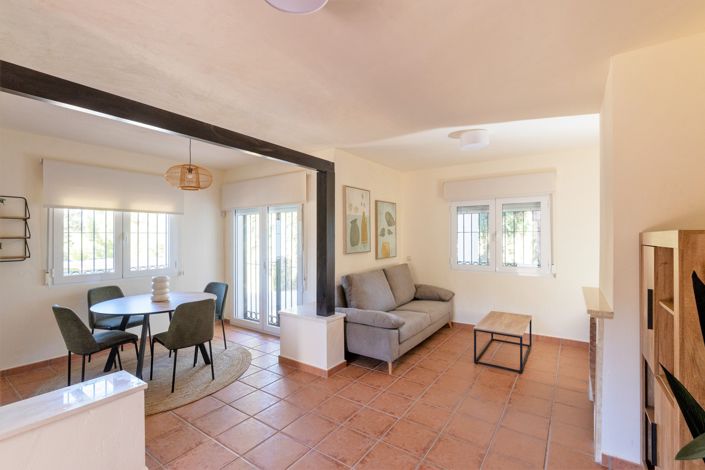 Image No.3-3 Bed House for sale