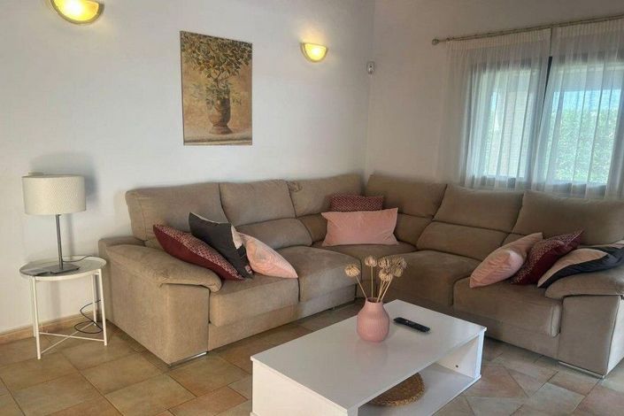 Image No.7-3 Bed House for sale