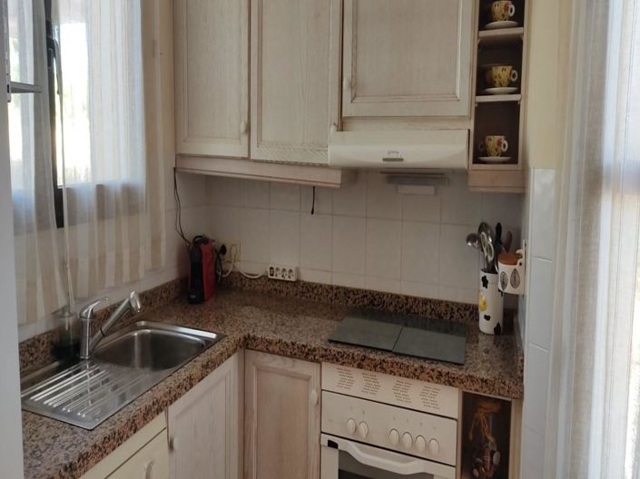 Image No.2-3 Bed House for sale