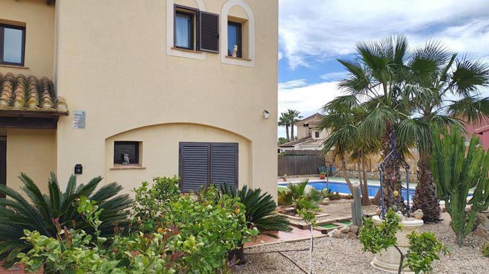 Image No.21-3 Bed House for sale