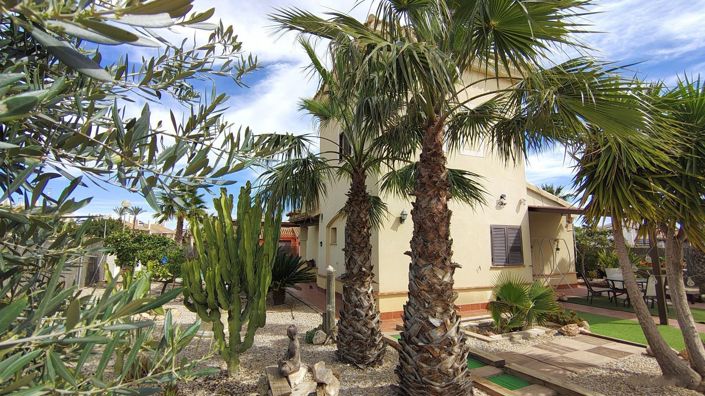 Image No.5-3 Bed House for sale
