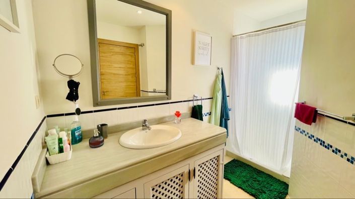 Image No.40-3 Bed House for sale