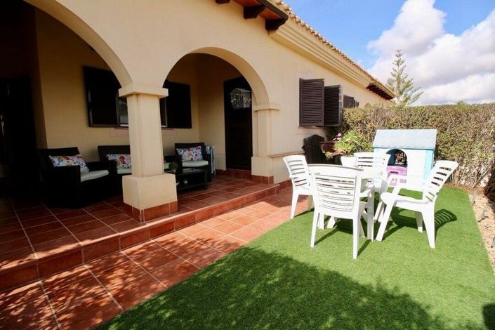 Image No.1-2 Bed House for sale