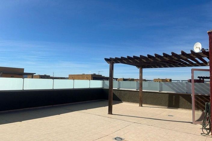 Image No.14-3 Bed Apartment for sale