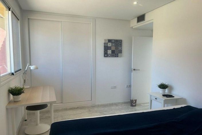 Image No.27-3 Bed Apartment for sale