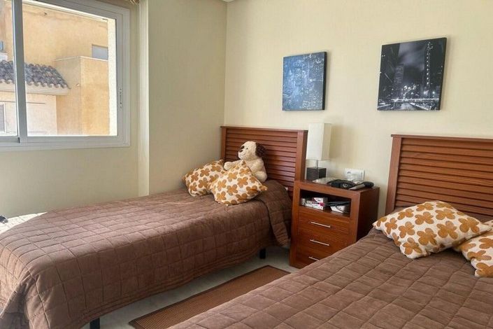 Image No.21-3 Bed Apartment for sale