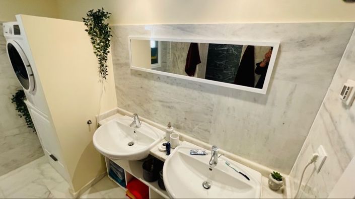 Image No.12-3 Bed Apartment for sale