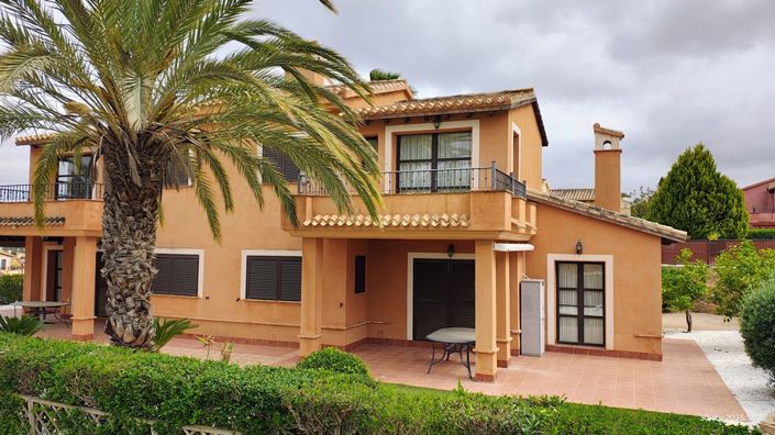 Image No.1-3 Bed Villa for sale