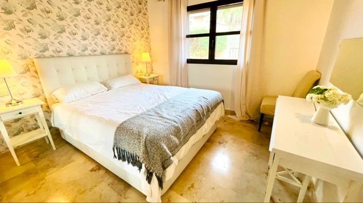 Image No.22-3 Bed House for sale