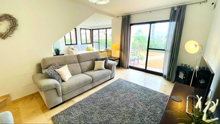 Image No.7-3 Bed House for sale