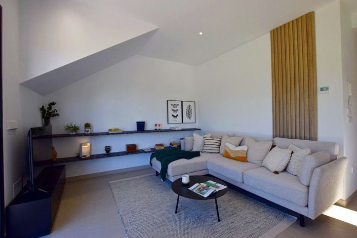 Image No.22-3 Bed House for sale