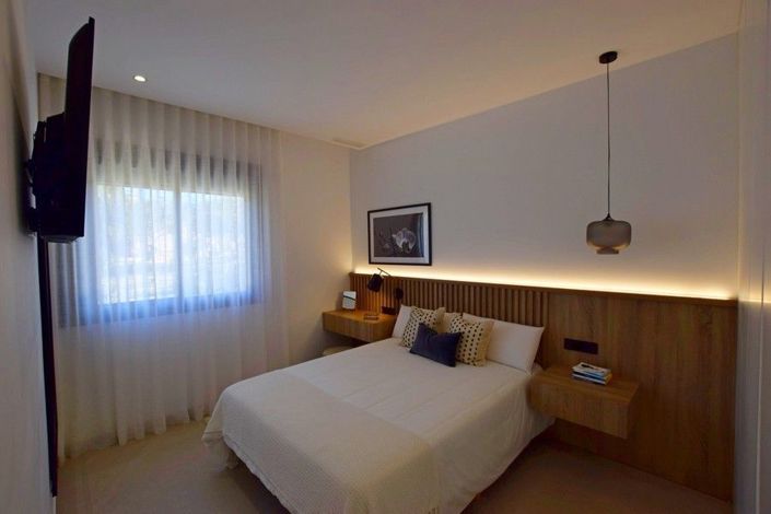 Image No.26-3 Bed House for sale