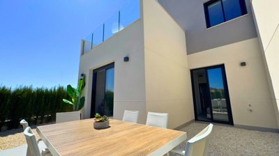 azaleaexteriorgradenterrace58eb4143a9