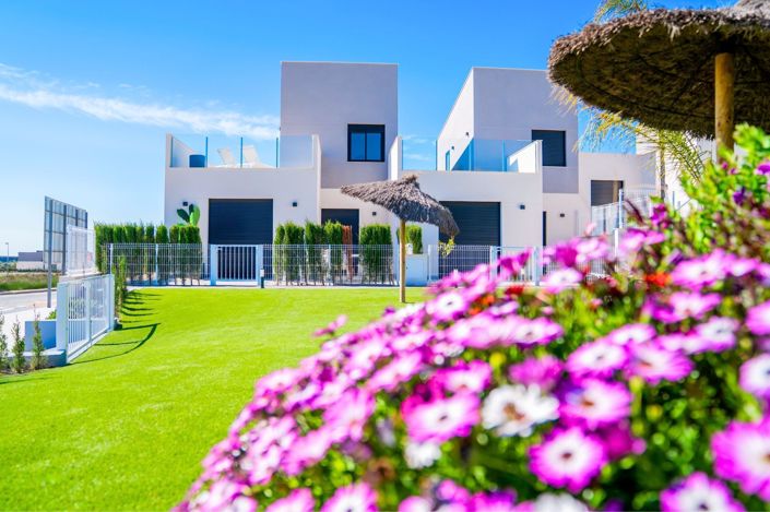 Image No.7-3 Bed House for sale