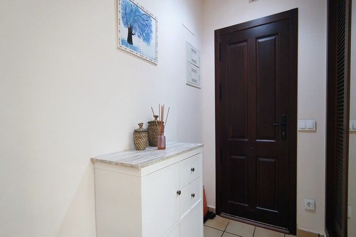 Image No.18-3 Bed House for sale