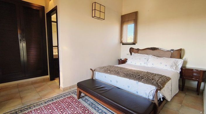 Image No.17-4 Bed Villa for sale