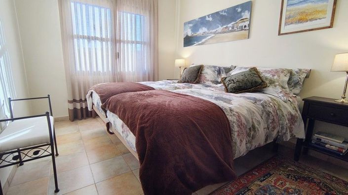 Image No.20-4 Bed Villa for sale