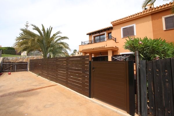 Image No.14-3 Bed House for sale