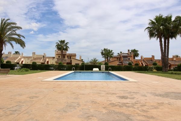 Image No.17-3 Bed House for sale