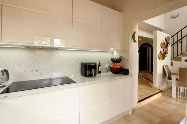 Image No.21-3 Bed House for sale