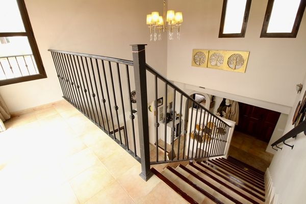 Image No.28-3 Bed House for sale