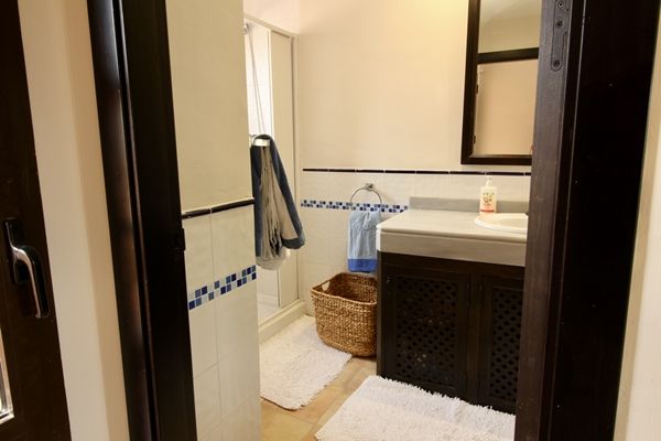 Image No.31-3 Bed House for sale