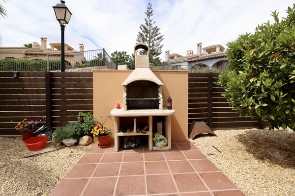 Image No.9-3 Bed House for sale