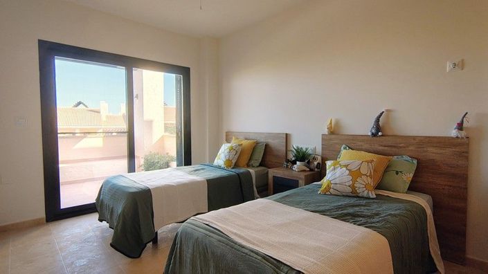 Image No.13-3 Bed Apartment for sale