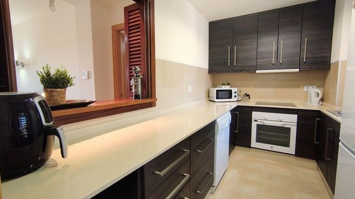 Image No.20-3 Bed Apartment for sale