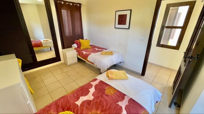 Image No.7-3 Bed House for sale