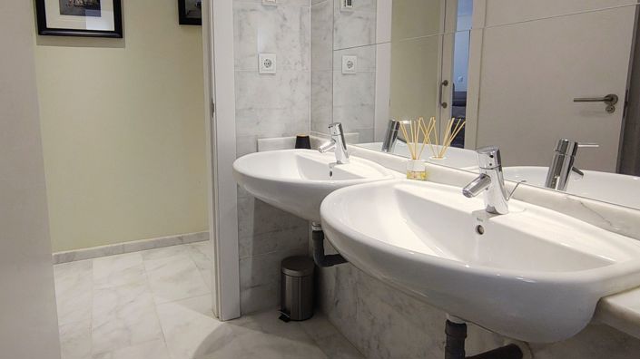 Image No.19-2 Bed Apartment for sale