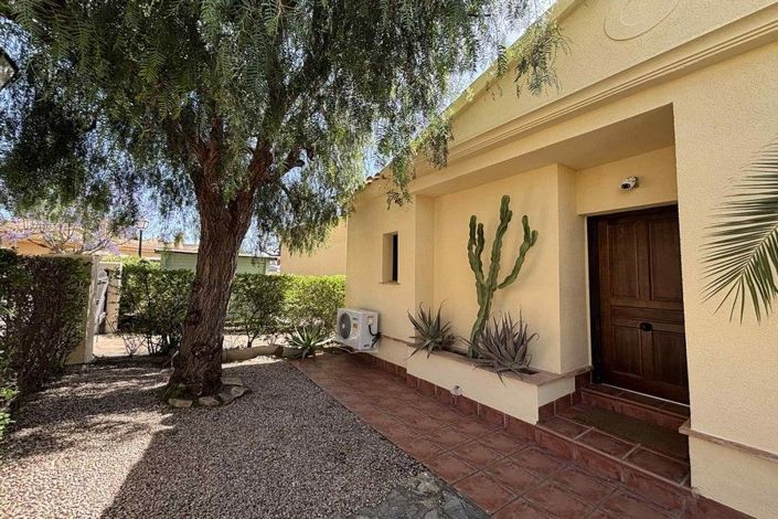 Image No.17-2 Bed Villa for sale