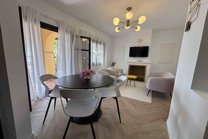 Image No.7-2 Bed Villa for sale