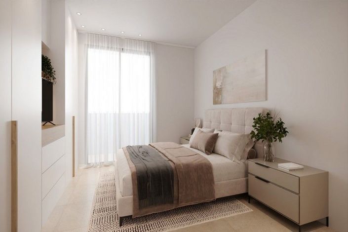 Image No.11-3 Bed Apartment for sale