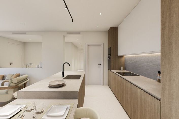 Image No.8-3 Bed House for sale