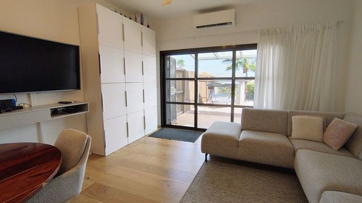 Image No.3-3 Bed House for sale