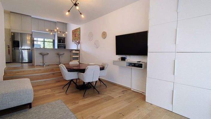 Image No.6-3 Bed House for sale