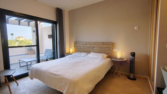 Image No.16-2 Bed Apartment for sale