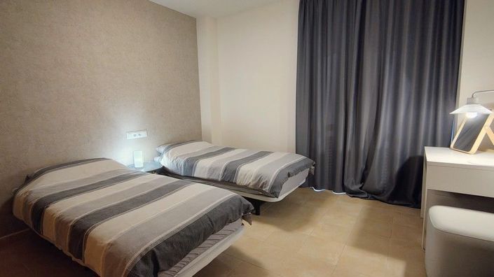 Image No.20-2 Bed Apartment for sale