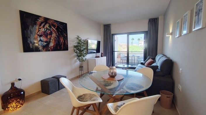 Image No.8-2 Bed Apartment for sale