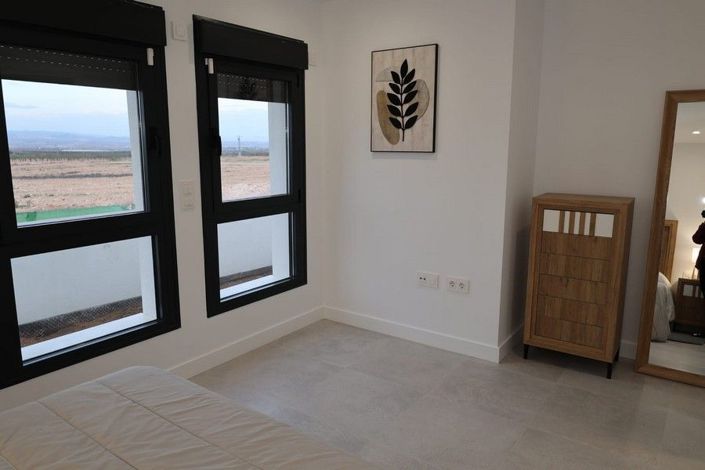 Image No.5-3 Bed Villa for sale