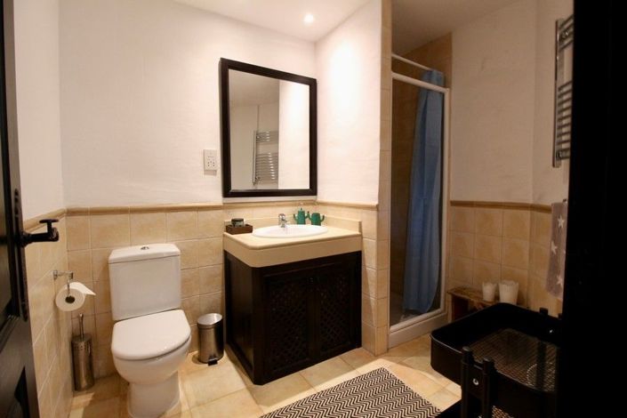 Image No.25-3 Bed House for sale