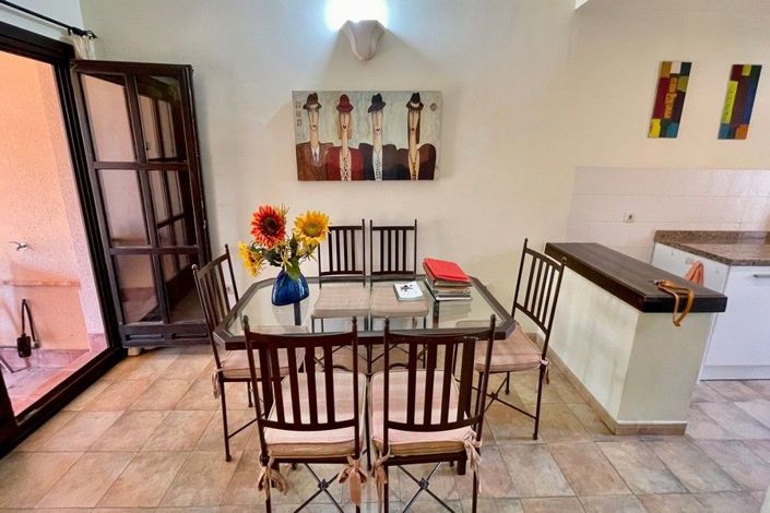 Image No.6-2 Bed Villa for sale