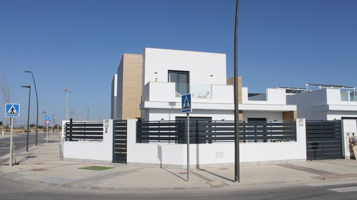 Image No.1-Maison de 3 chambres à vendre à Roldan