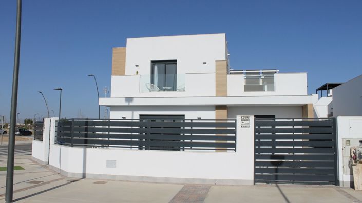 Image No.2-3 Bed House for sale