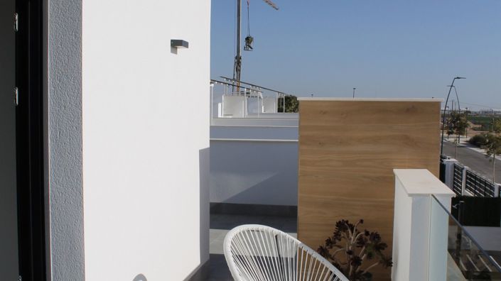 Image No.24-3 Bed House for sale