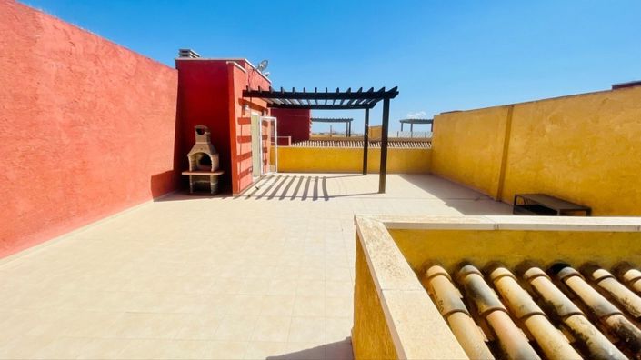 Image No.19-2 Bed Apartment for sale